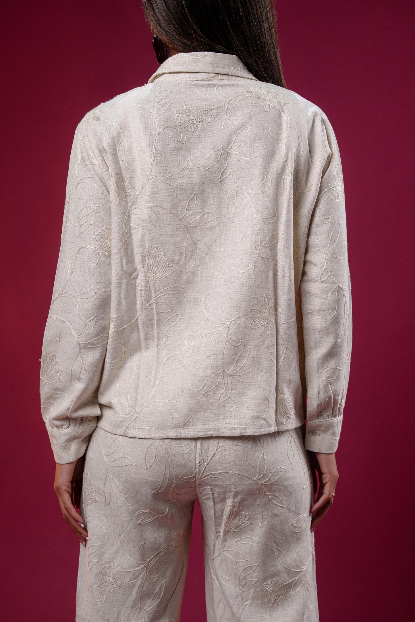 Floral embroidery linen TOP